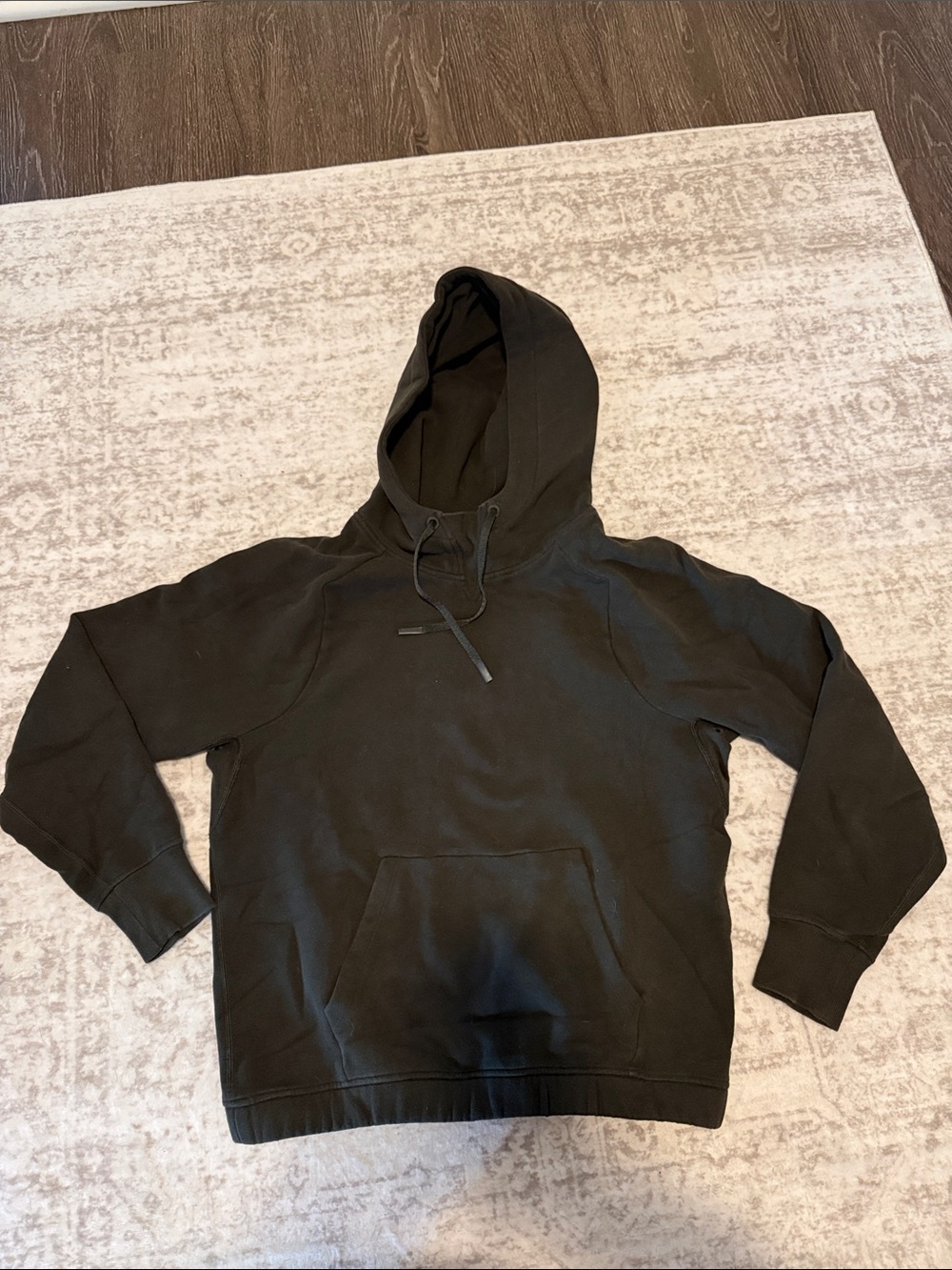 Lululemon hunter green sweatshirt